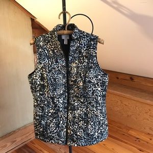 Weekends by Chico’s Black and Pastel Quilted Vest with Pockets, EUC, 1/M/L